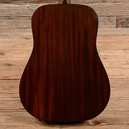 Martin D-18 Sunburst 1977