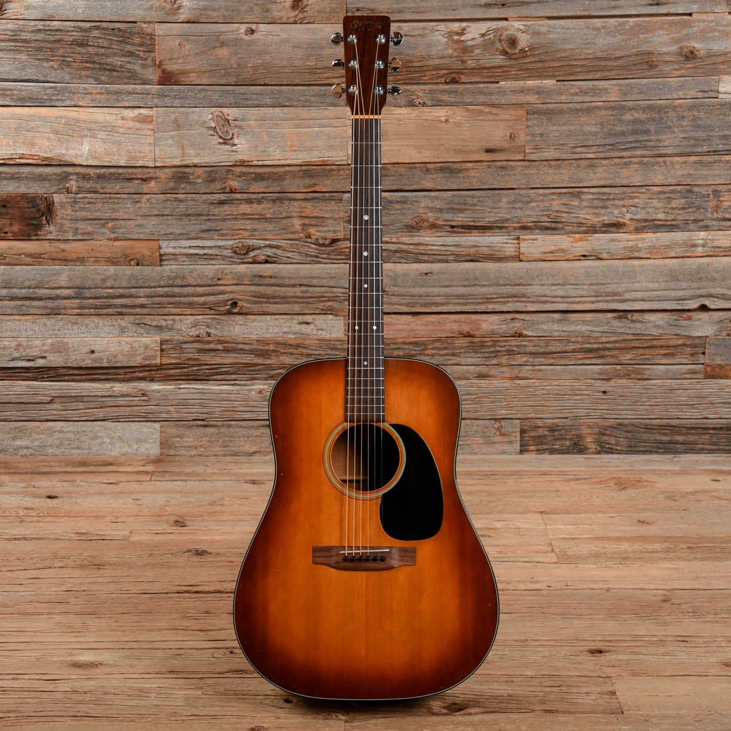 Martin D-18 Sunburst 1977