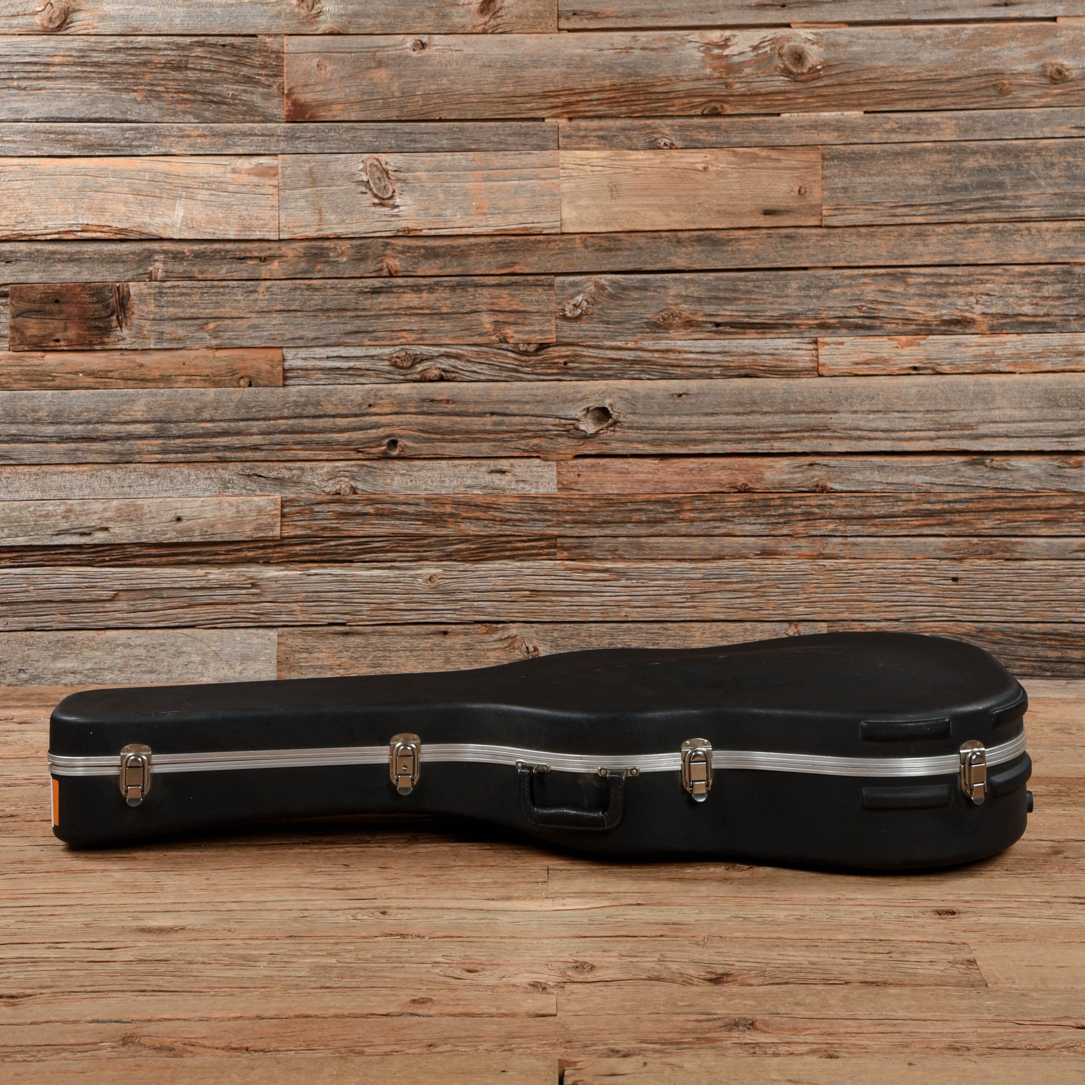 Martin D-18 Sunburst 1977