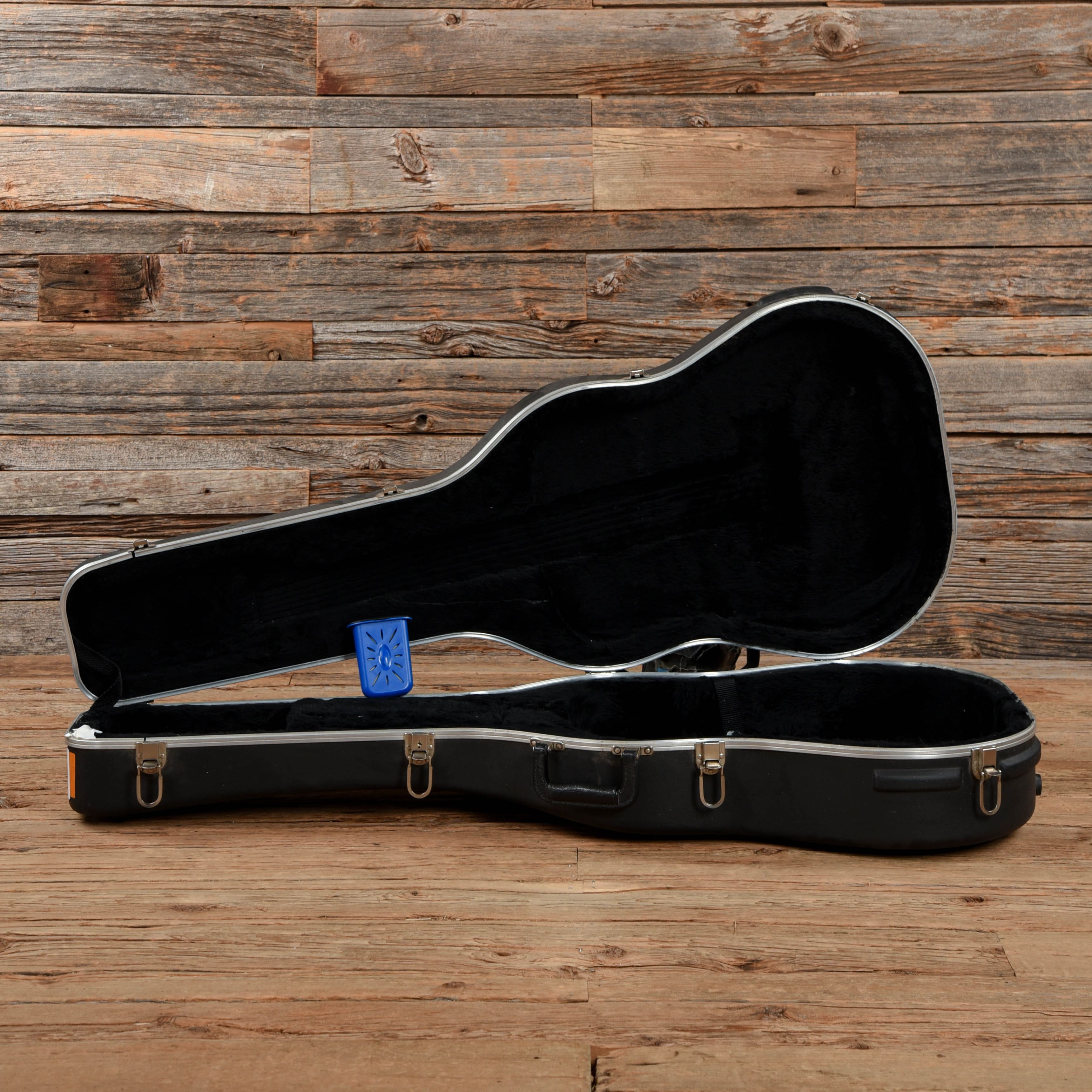 Martin D-18 Sunburst 1977 – Chicago Music Exchange