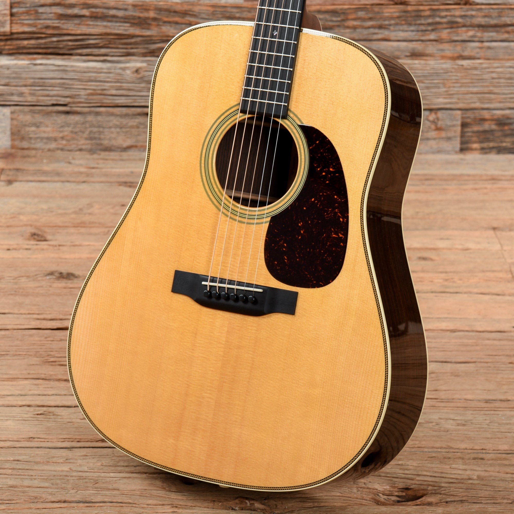 Martin Standard Series HD-28 Natural