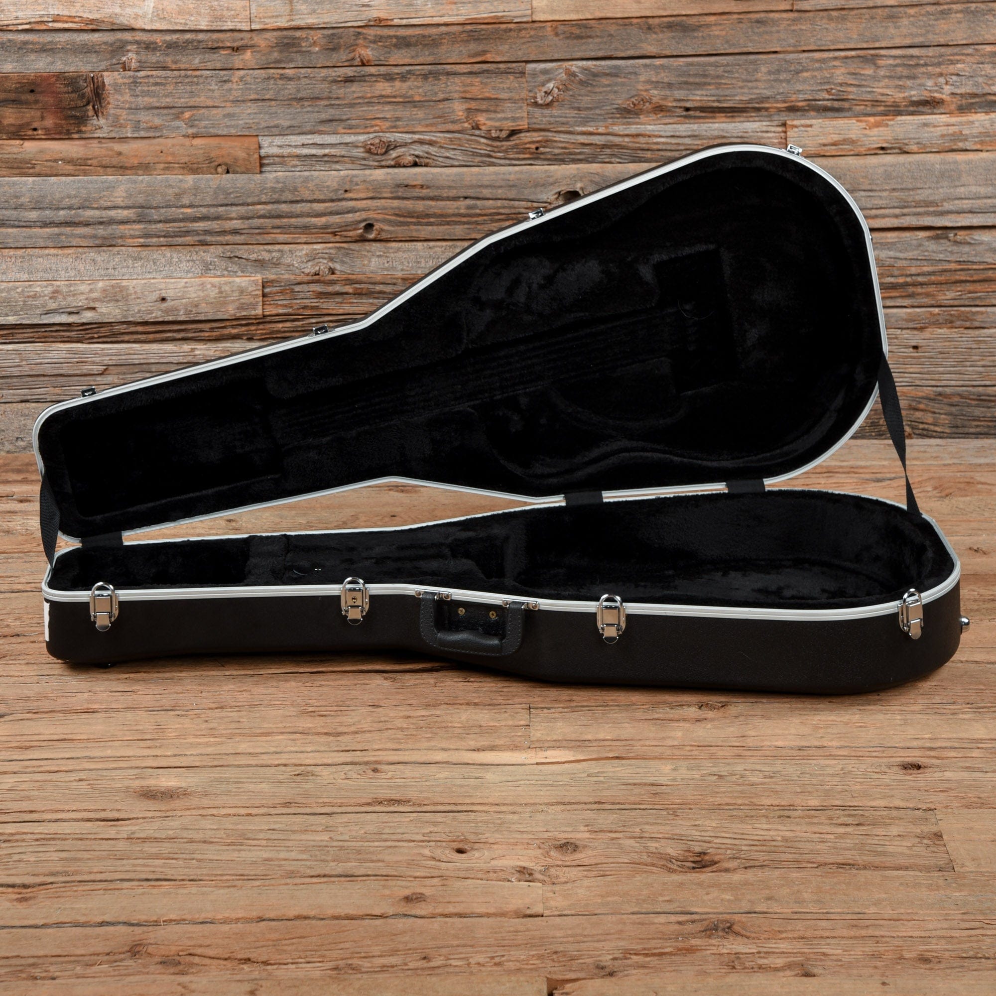 Martin Standard Series HD-28 Natural