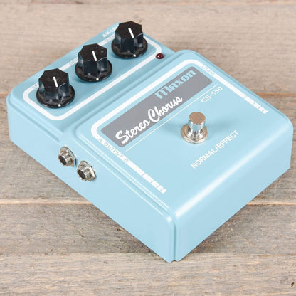 Maxon CS-550 Stereo Chorus Effects and Pedals / Chorus and Vibrato