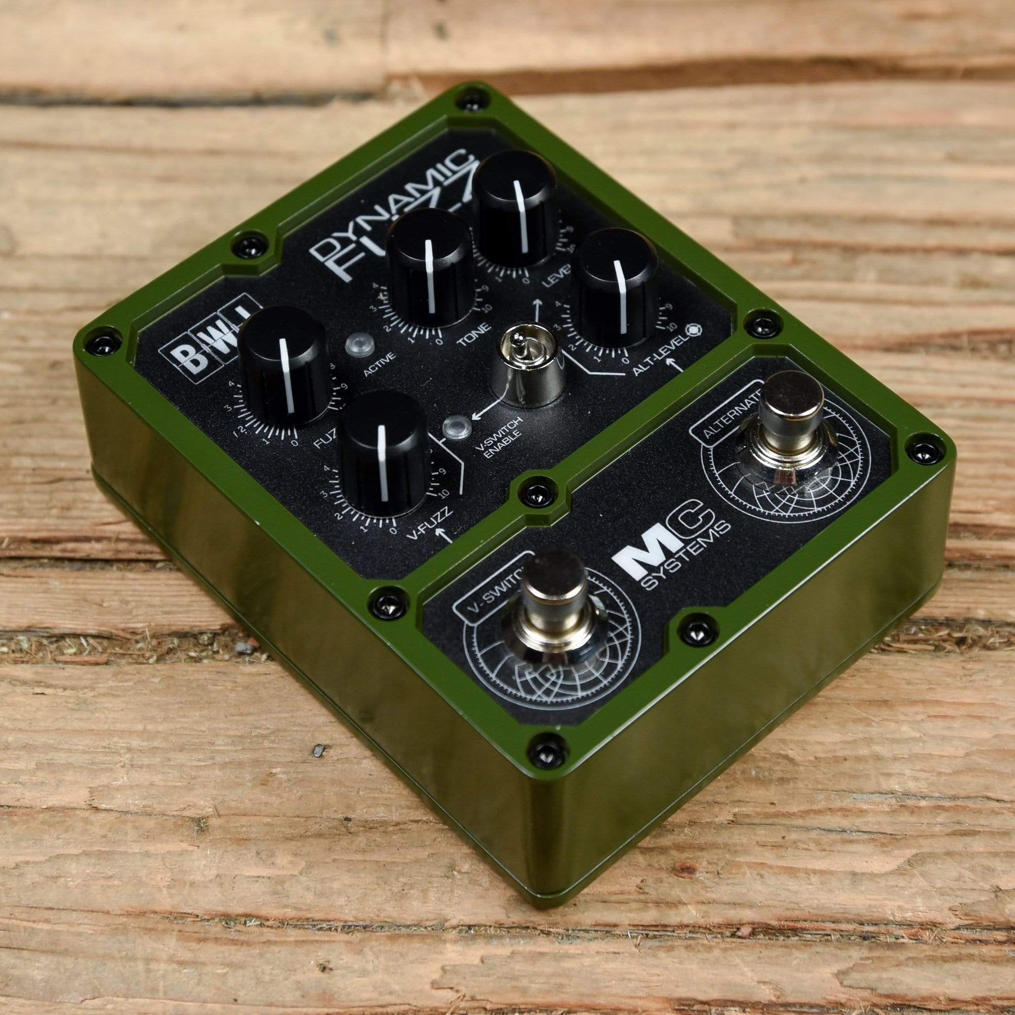 MC Systems BWI Dynamic Fuzz Effects and Pedals / Fuzz