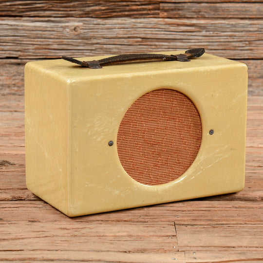McKinney Lap Steel Amplifier Pearloid 1947 Amps / Guitar Cabinets