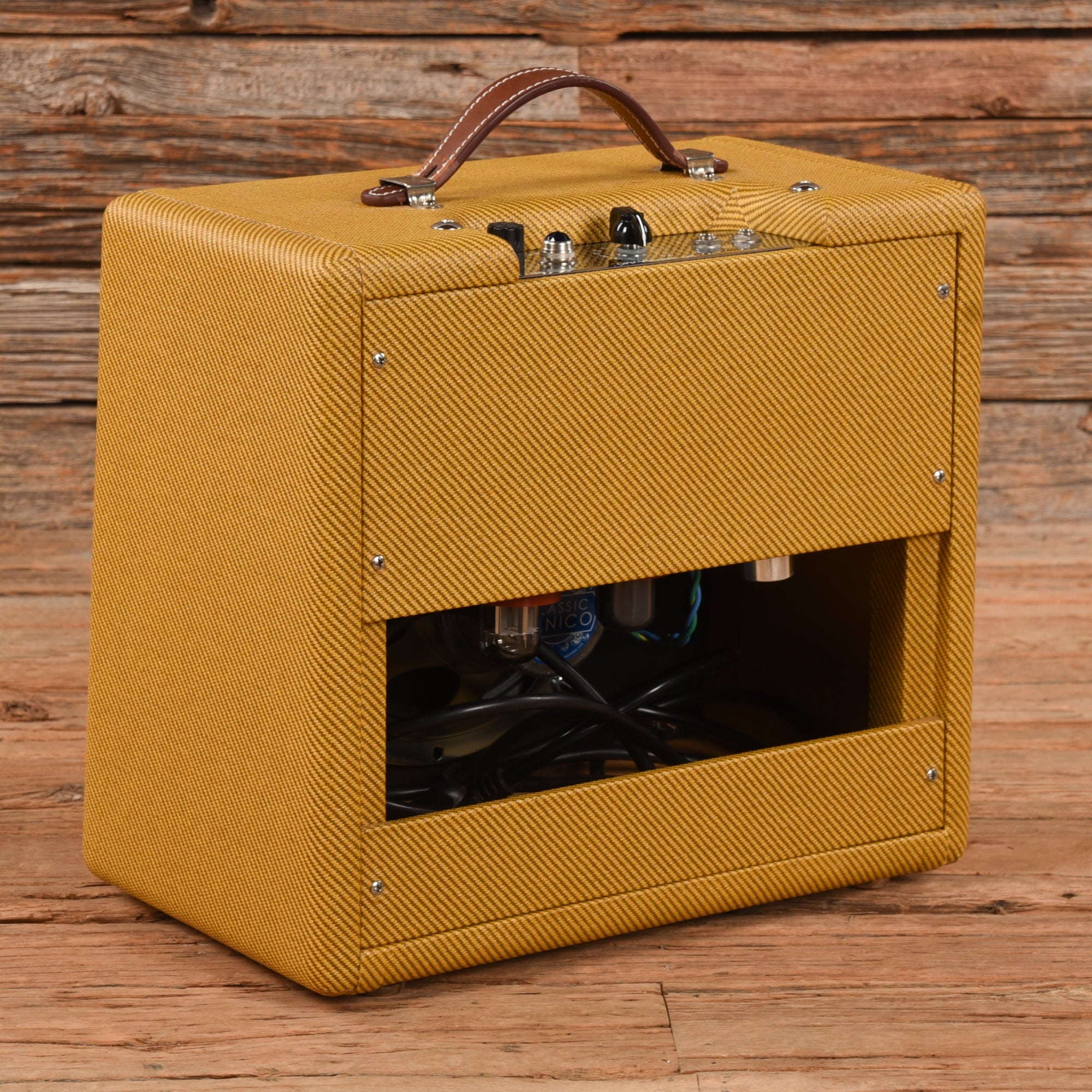 Victoria 518 5-Watt 1x8