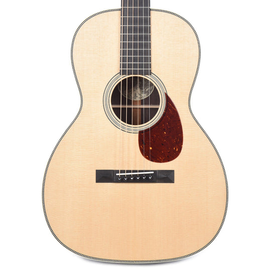 Collings 002H 12-Fret Sitka/Rosewood Natural Acoustic Guitars / Classical