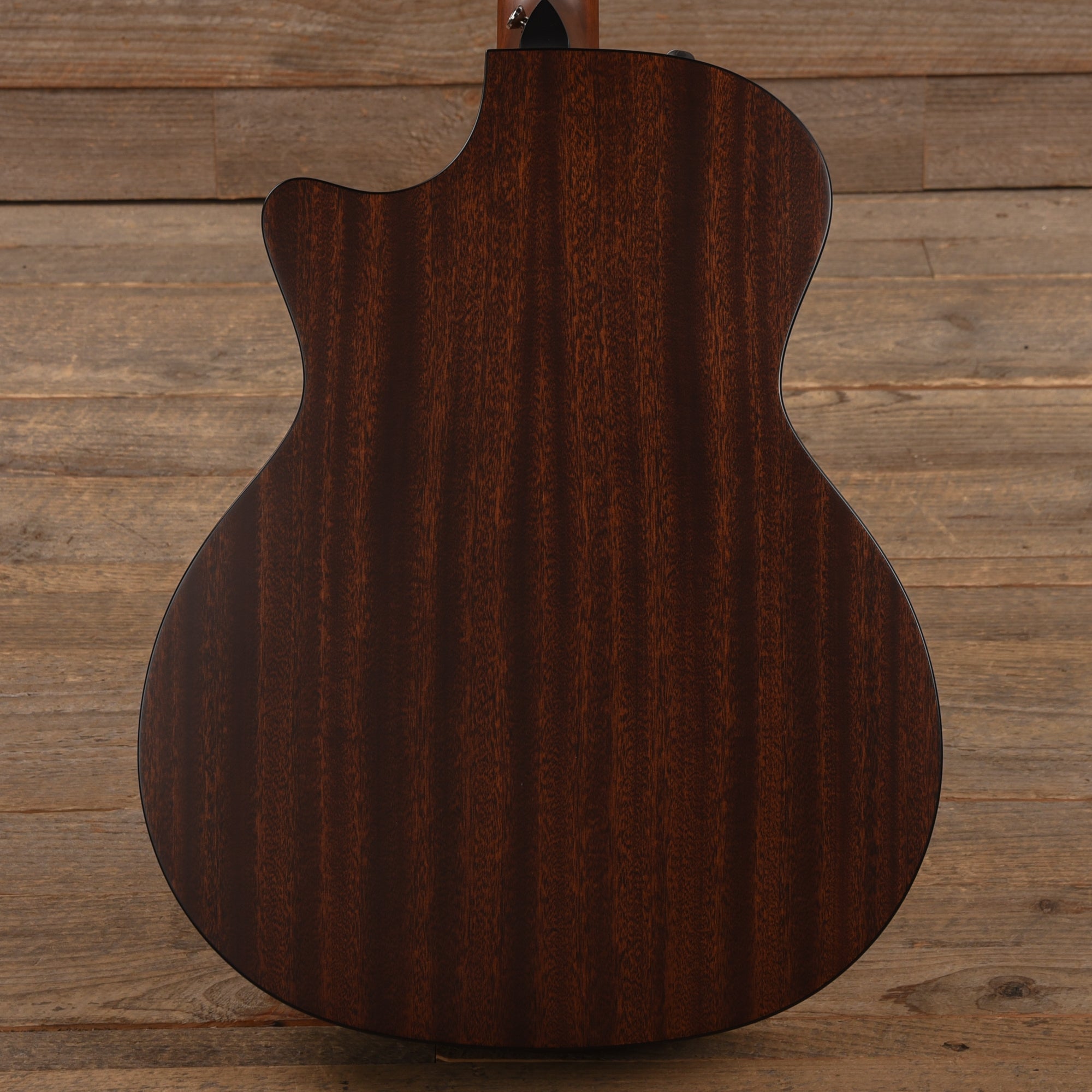 Taylor 314ce Grand Auditorium Sitka/Sapele ES2 w/V-Class Bracing