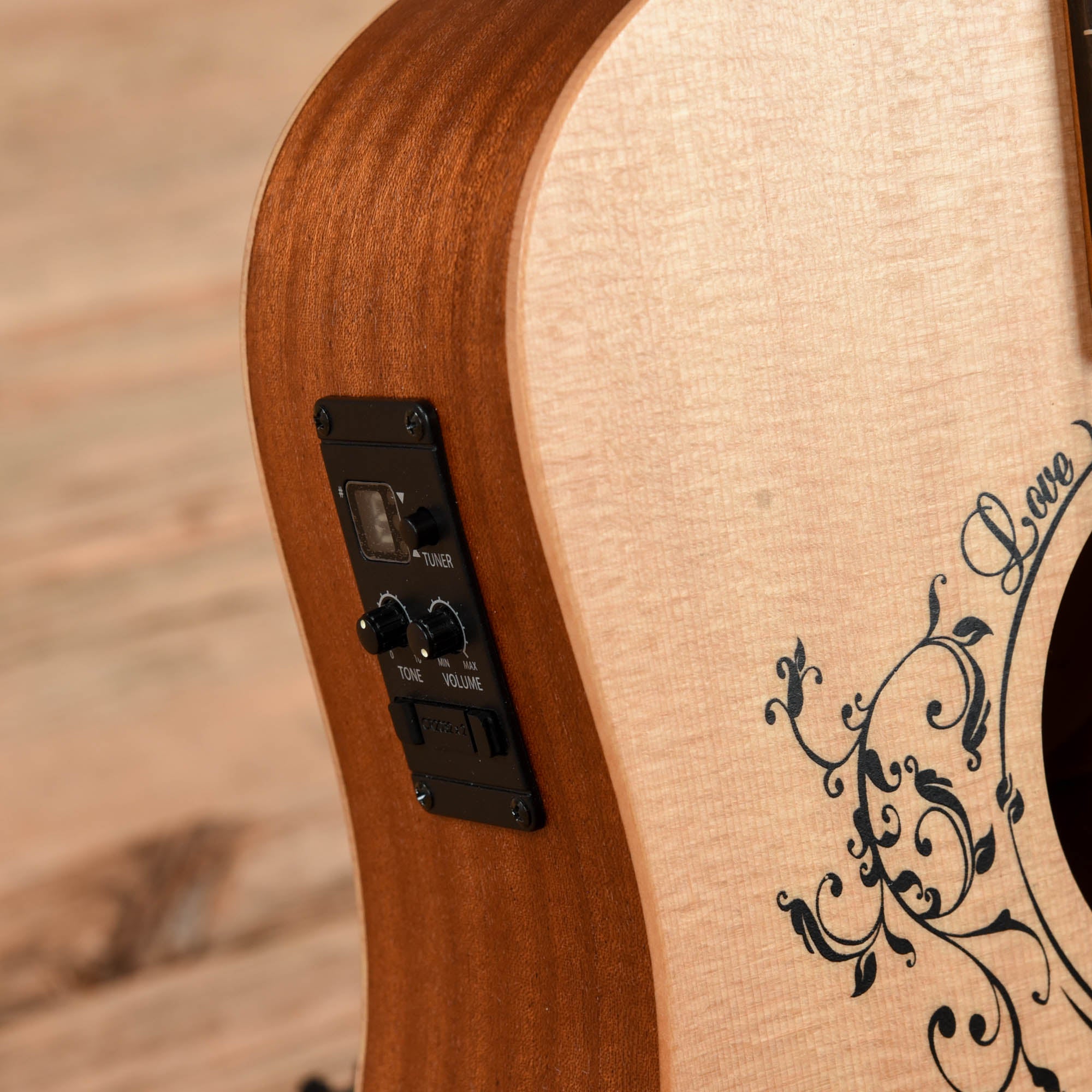 Taylor TSBTe Taylor Swift Signature Baby Taylor Natural 2018