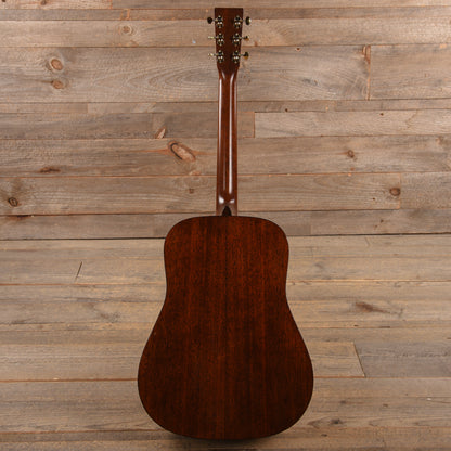 Martin D-18 Modern Deluxe