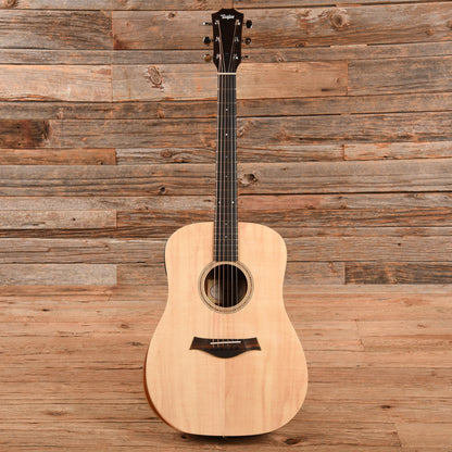Taylor Academy 10e Dreadnought Sitka/Sapele Maple Neck ES-B