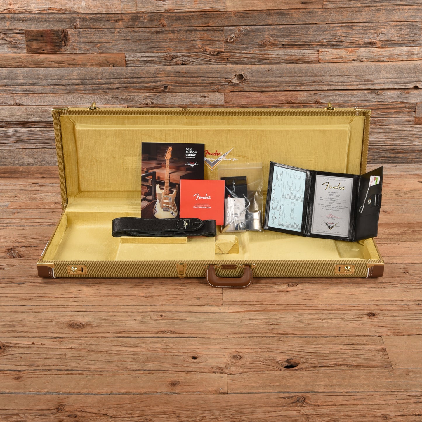 Fender Custom Shop 1967 Stratocaster Reissue Journeyman Relic Olympic White 2022