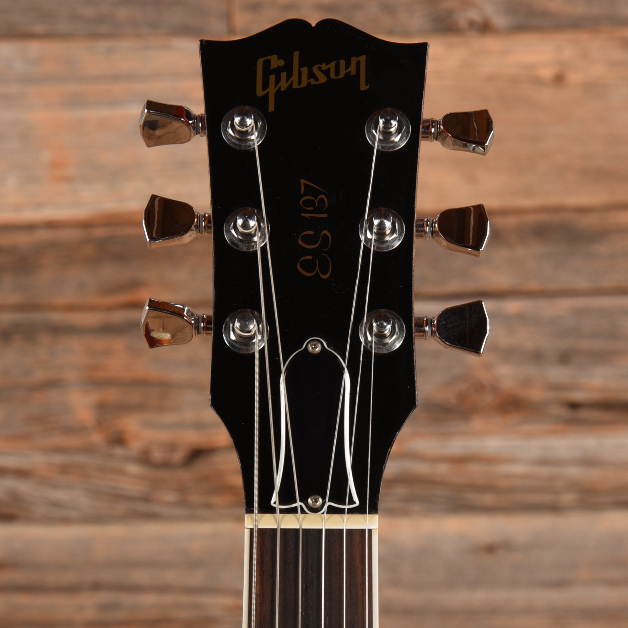 Gibson ES-137 Classic Cherry Sunburst 2002