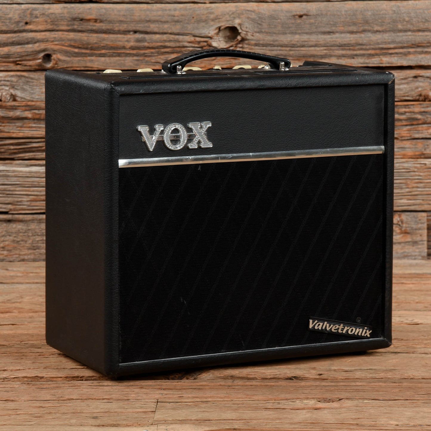 Vox Valvetronix VT40+ 40-Watt 1x10 Modeling Guitar Combo Amp