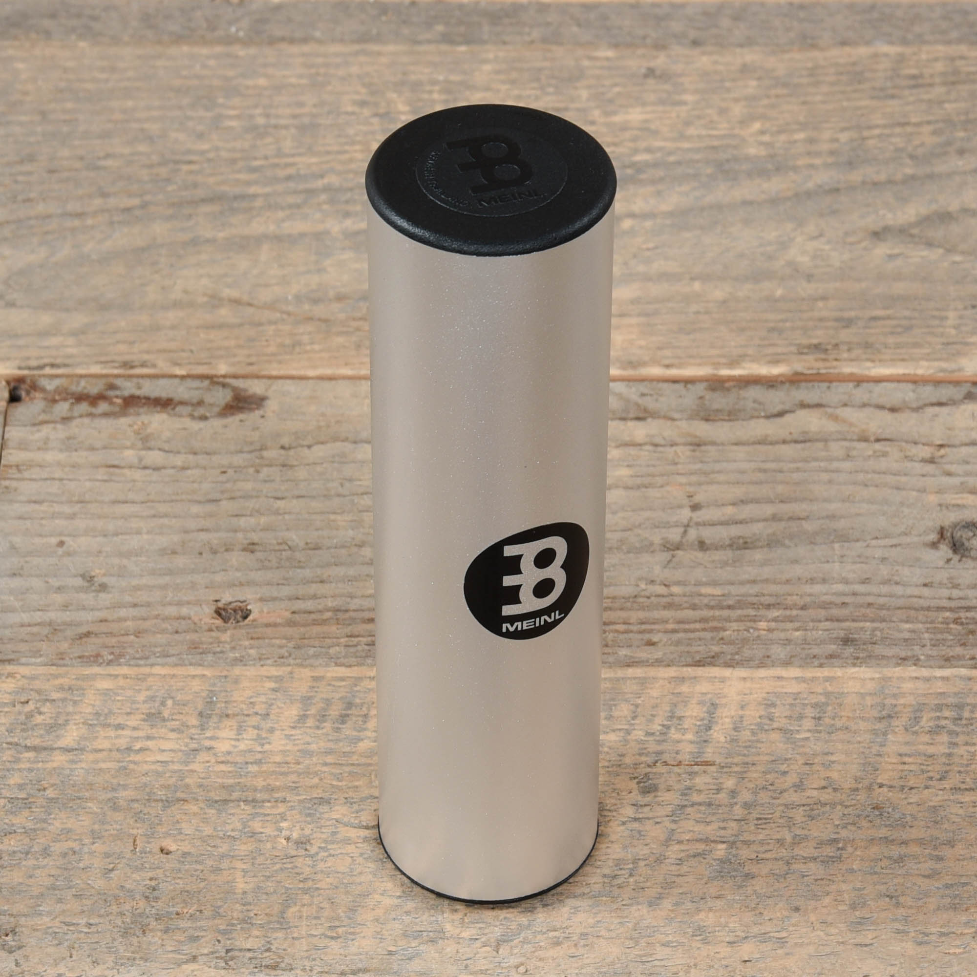 Meinl Large Aluminum Round Silver Shaker Drums and Percussion / Hand Drums / Shakers