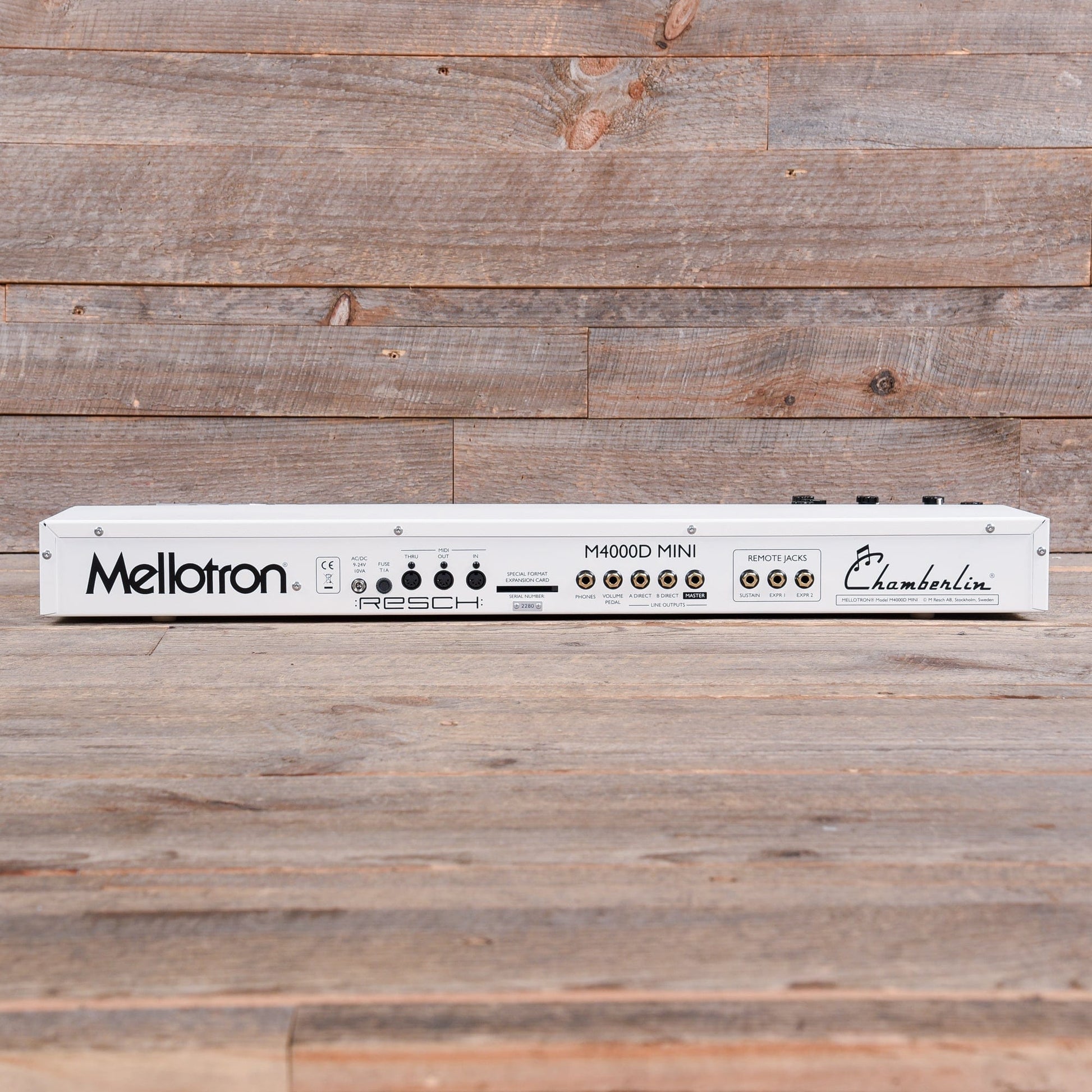 Mellotron M4000D Mini Digital Mellotron White Keyboards and Synths / Synths / Analog Synths
