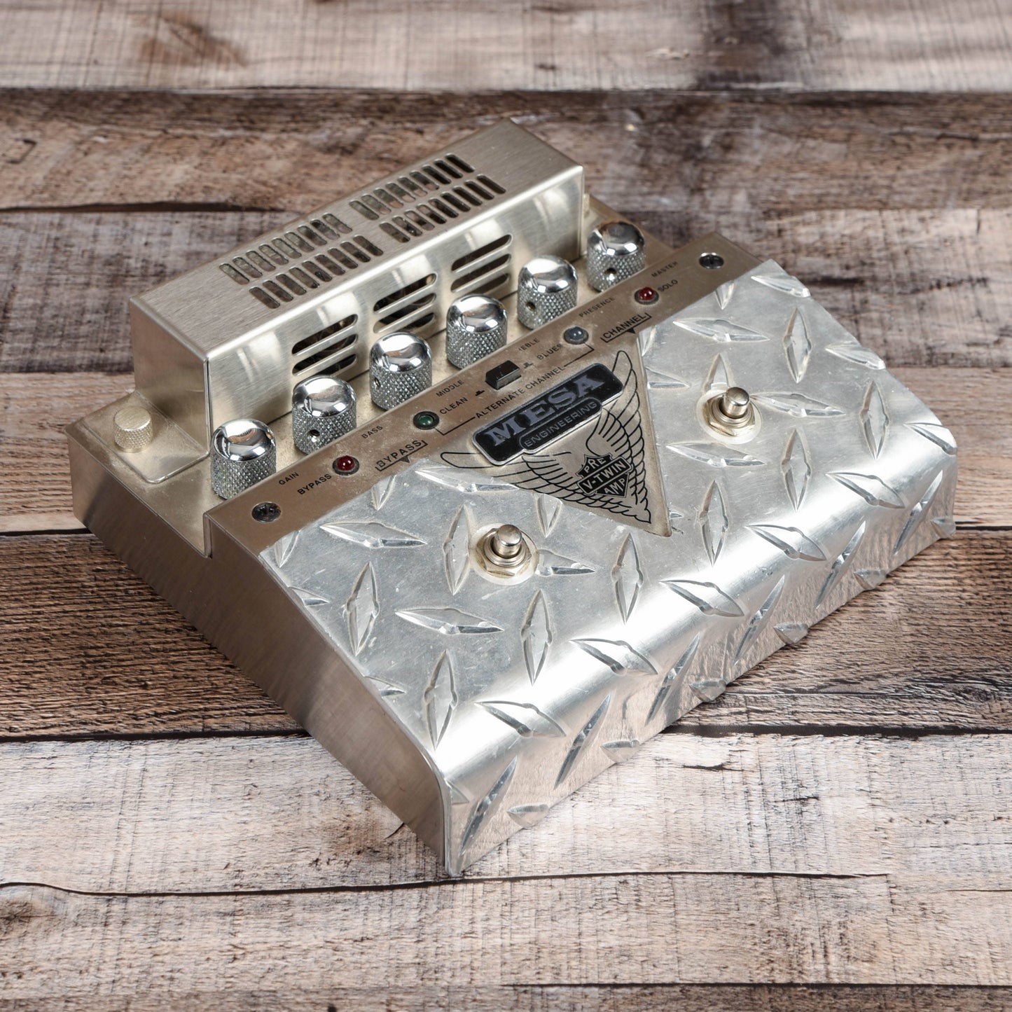 mesa boogie rectifier pedal Mesa Boogie V-Twin Tube Preamp Pedal – Chicago Music Exchange