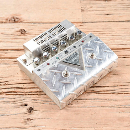 mesa boogie pedal v-twin Mesa Boogie V-Twin Tube Preamp Pedal – Chicago Music Exchange