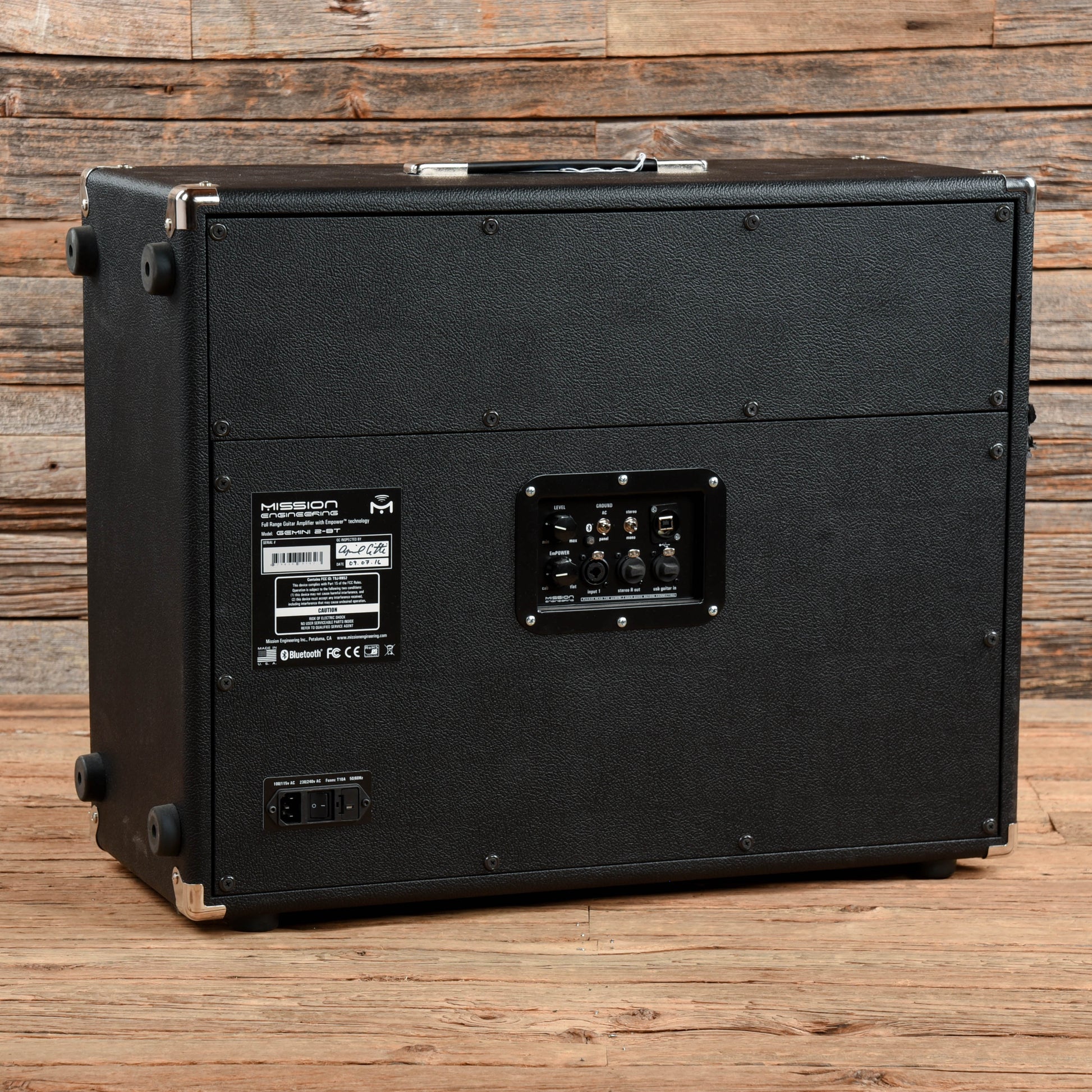 Mission Engineering Gemini 2-BT Amps / Guitar Cabinets