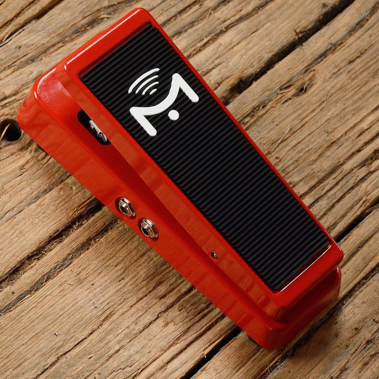 Mission Engineering VM-1 Volume Pedal w/Mute & Tuner Out Red Effects and Pedals / Controllers, Volume and Expression