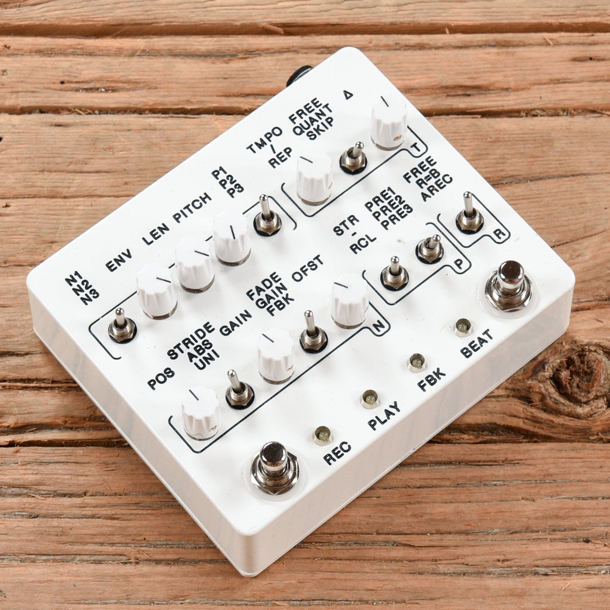 Montreal Assembly 856 for Zellersasn Effects and Pedals / Loop Pedals and Samplers