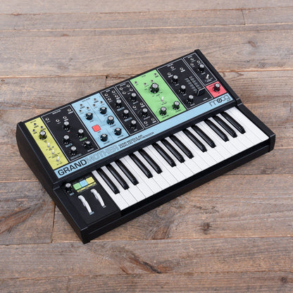 Moog Grandmother Semi-Modular Analog Synthesizer Keyboards and Synths / Synths / Analog Synths