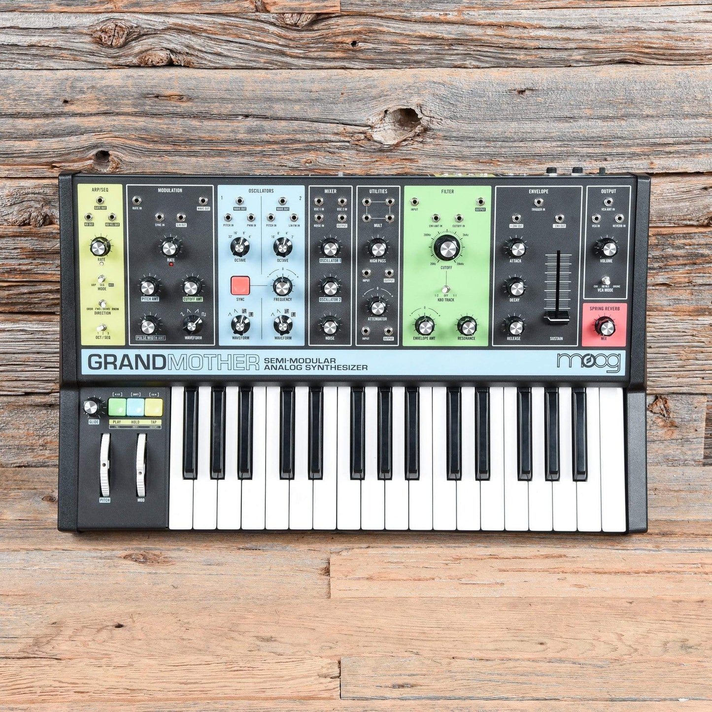 Moog Grandmother Semi-Modular Analog Synthesizer Keyboards and Synths / Synths / Analog Synths