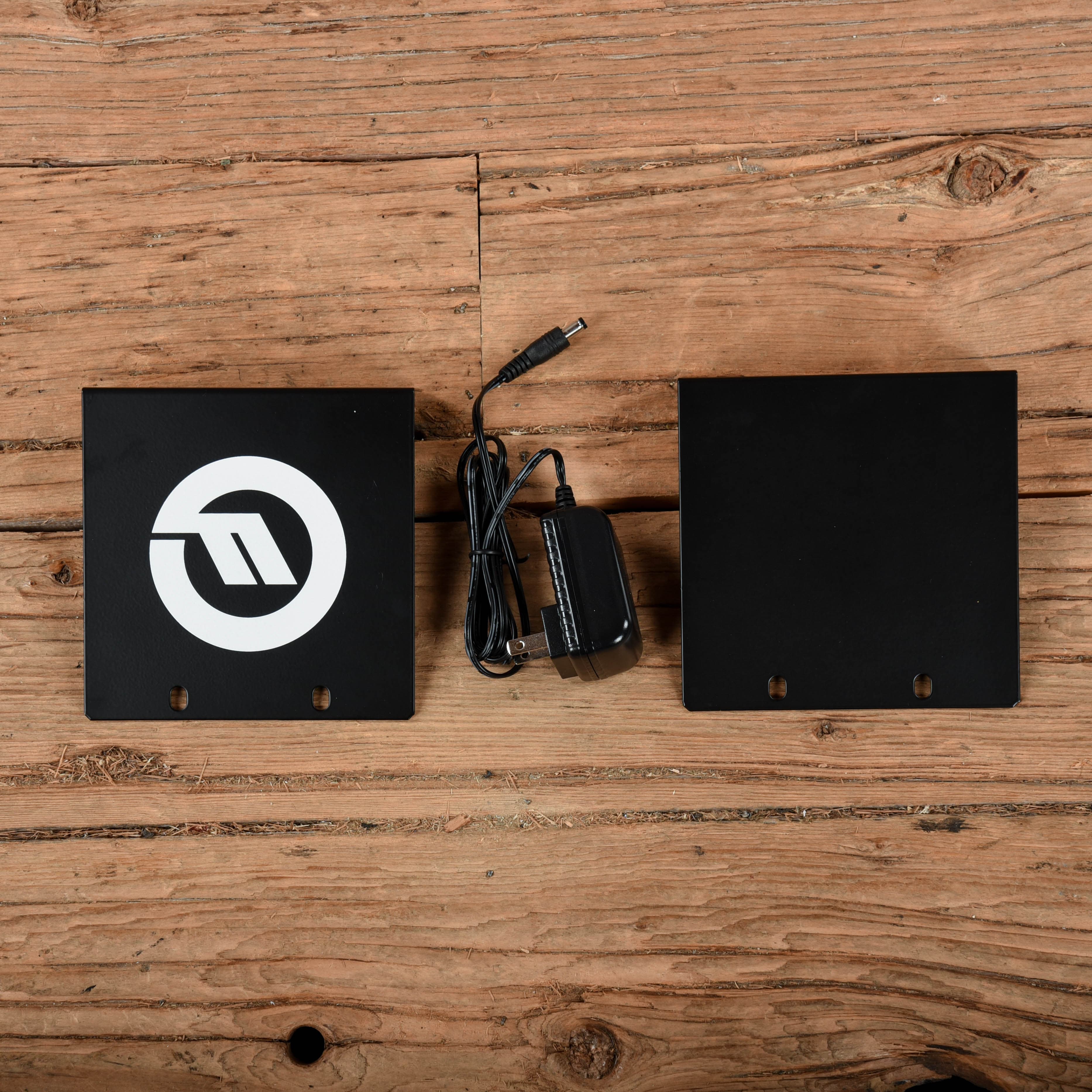 Moog Minitaur Keyboards and Synths / Synths / Analog Synths