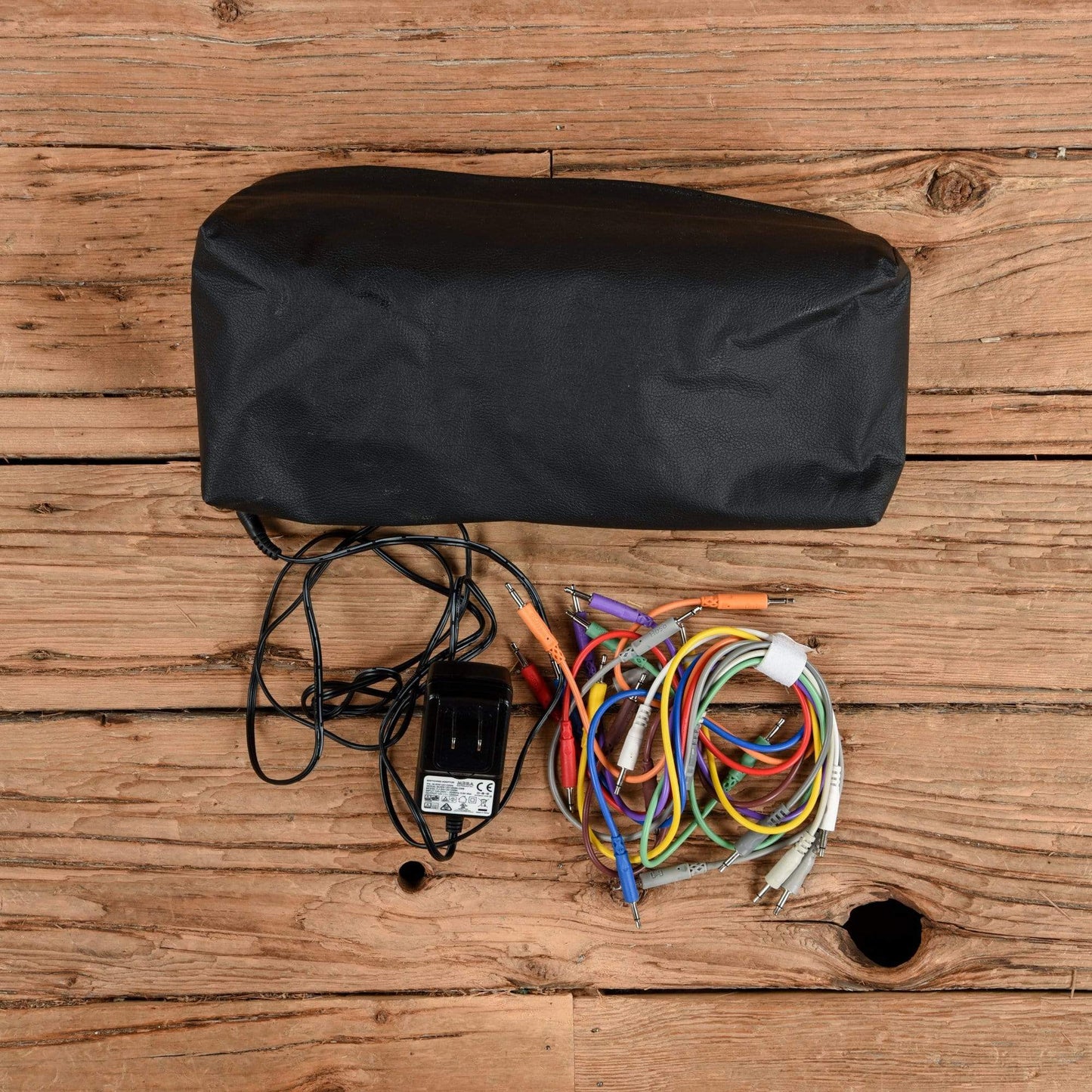 Moog Mother-32 Tabletop Semi-Modular Synthesizer Keyboards and Synths / Synths / Analog Synths