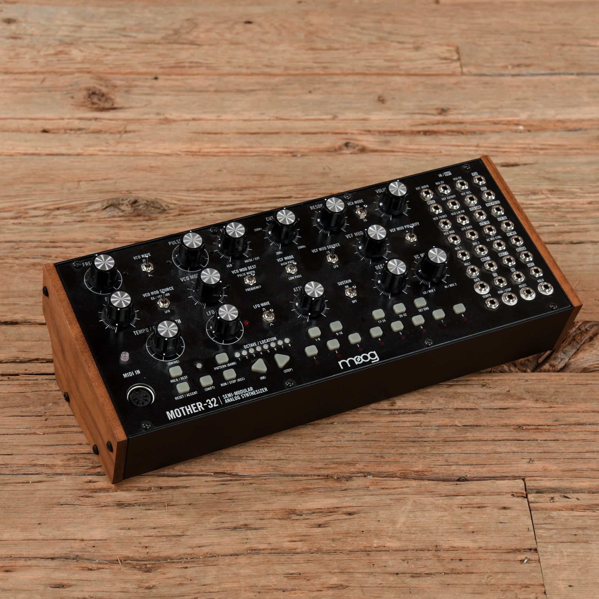 Moog Mother-32 Tabletop Semi-Modular Synthesizer USED Keyboards and Synths / Synths / Analog Synths