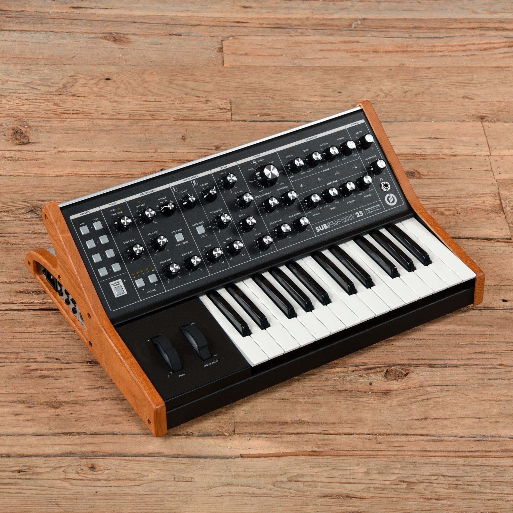 Moog Subsequent 25 Analog Synth Keyboards and Synths / Synths / Analog Synths