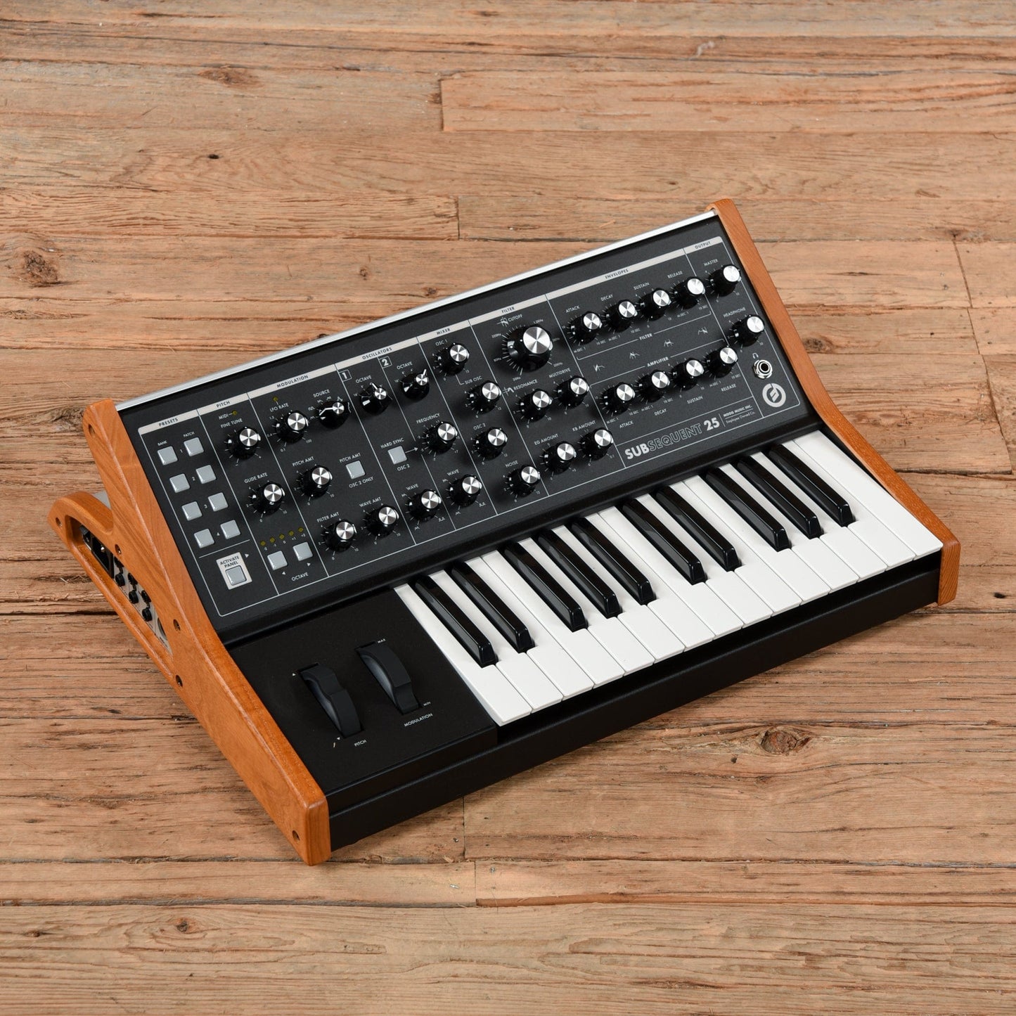 Moog Subsequent 25 Analog Synth Keyboards and Synths / Synths / Analog Synths