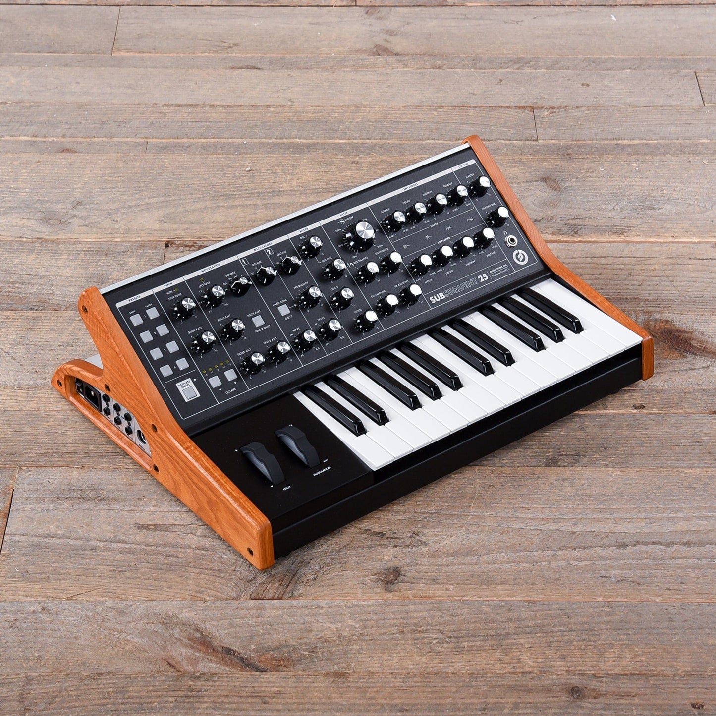 Moog Subsequent 25 Analog Synthesizer Keyboards and Synths / Synths / Analog Synths