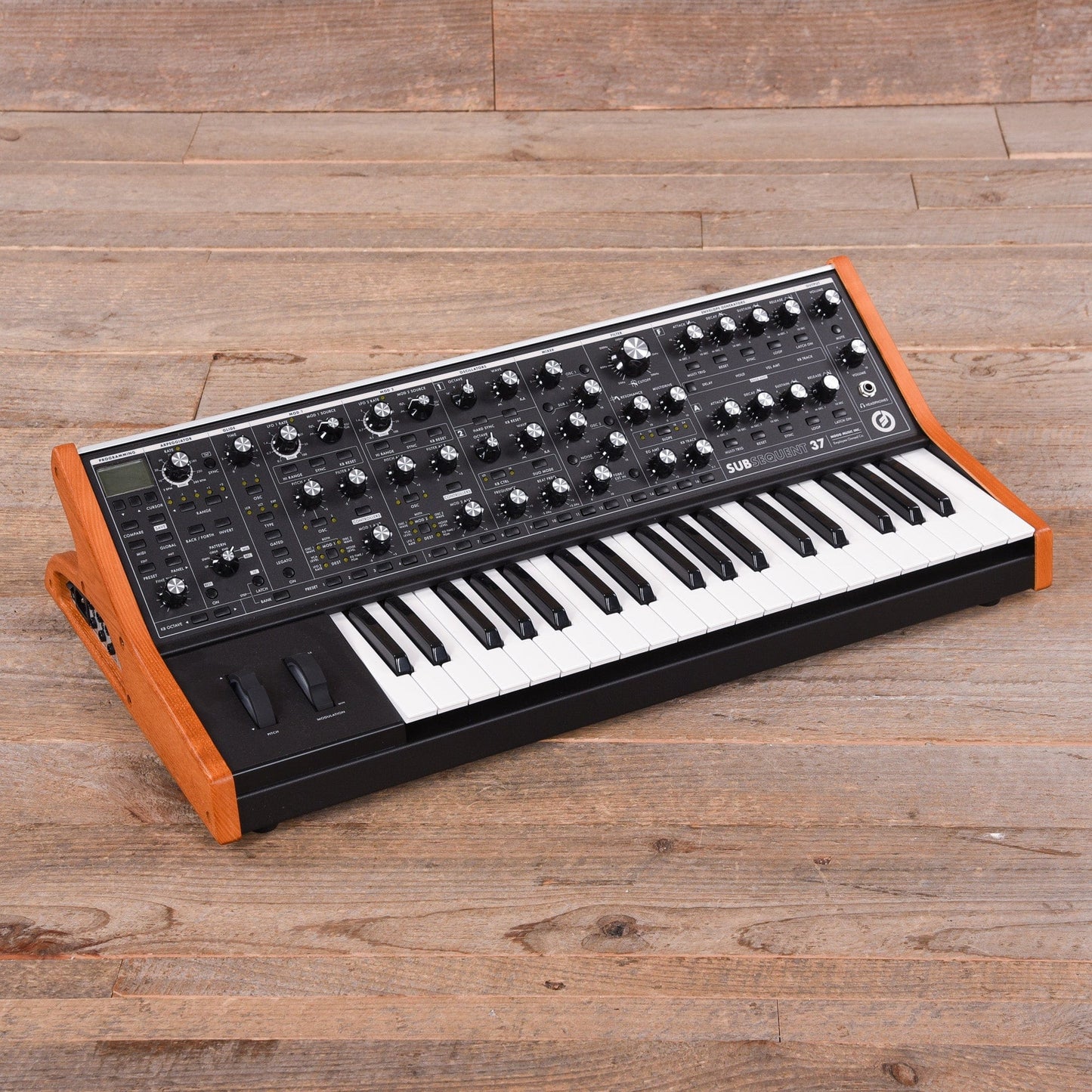 Moog SUBsequent 37 Synthesizer Keyboards and Synths / Synths / Analog Synths