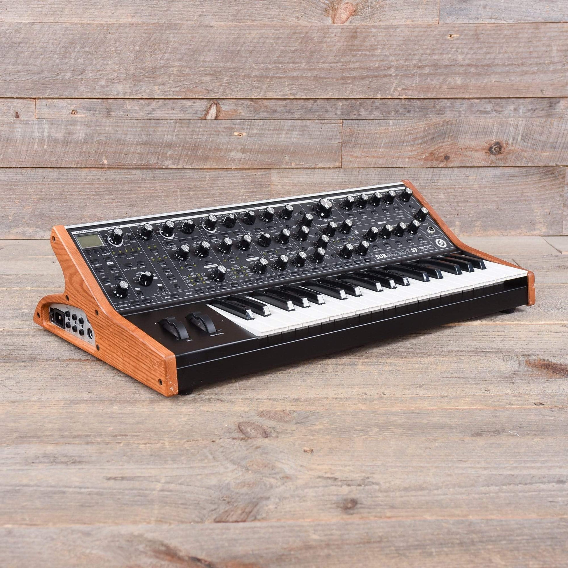 Moog SUBsequent 37 Synthesizer Keyboards and Synths / Synths / Analog Synths