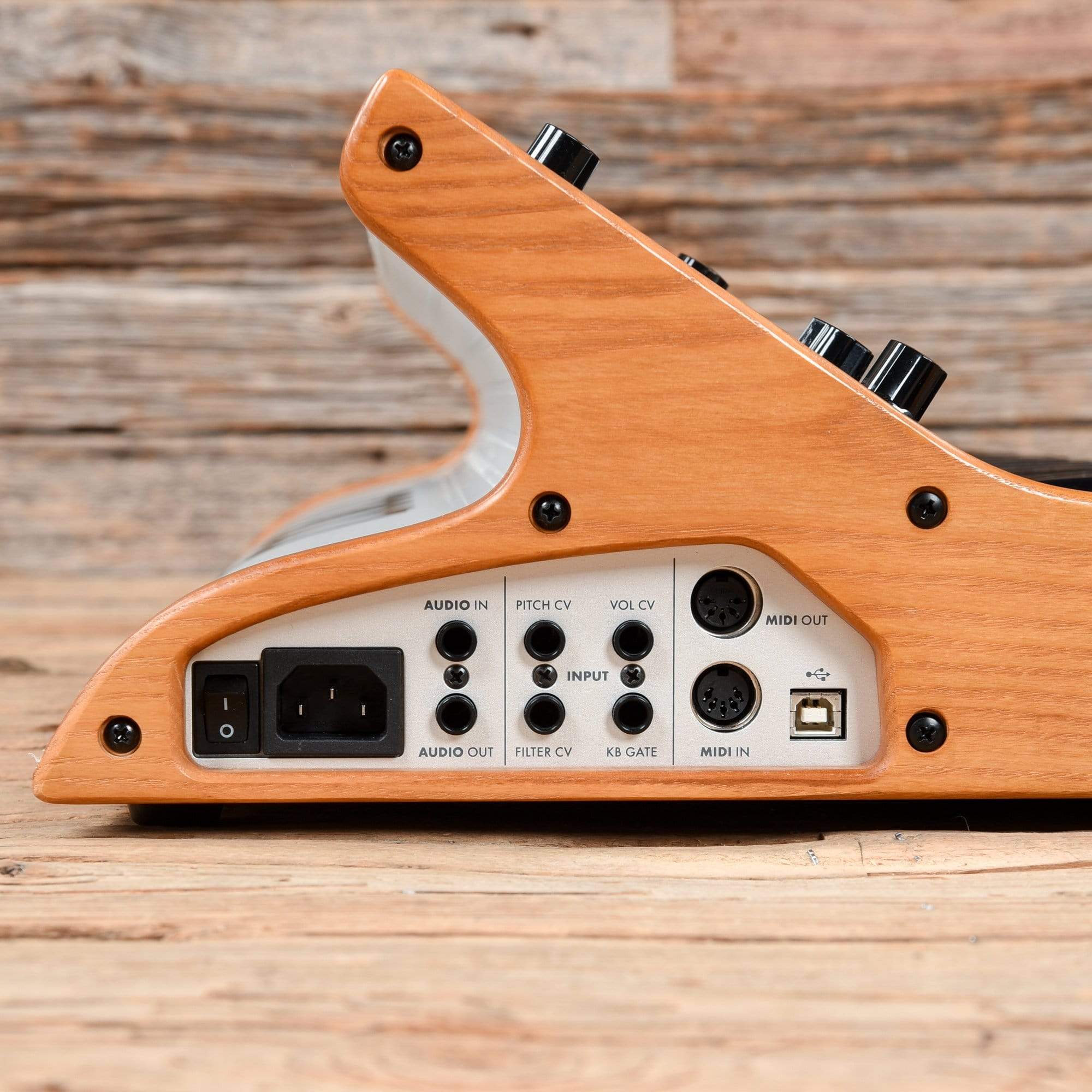 Moog SUBsequent 37 Synthesizer Keyboards and Synths / Synths / Analog Synths