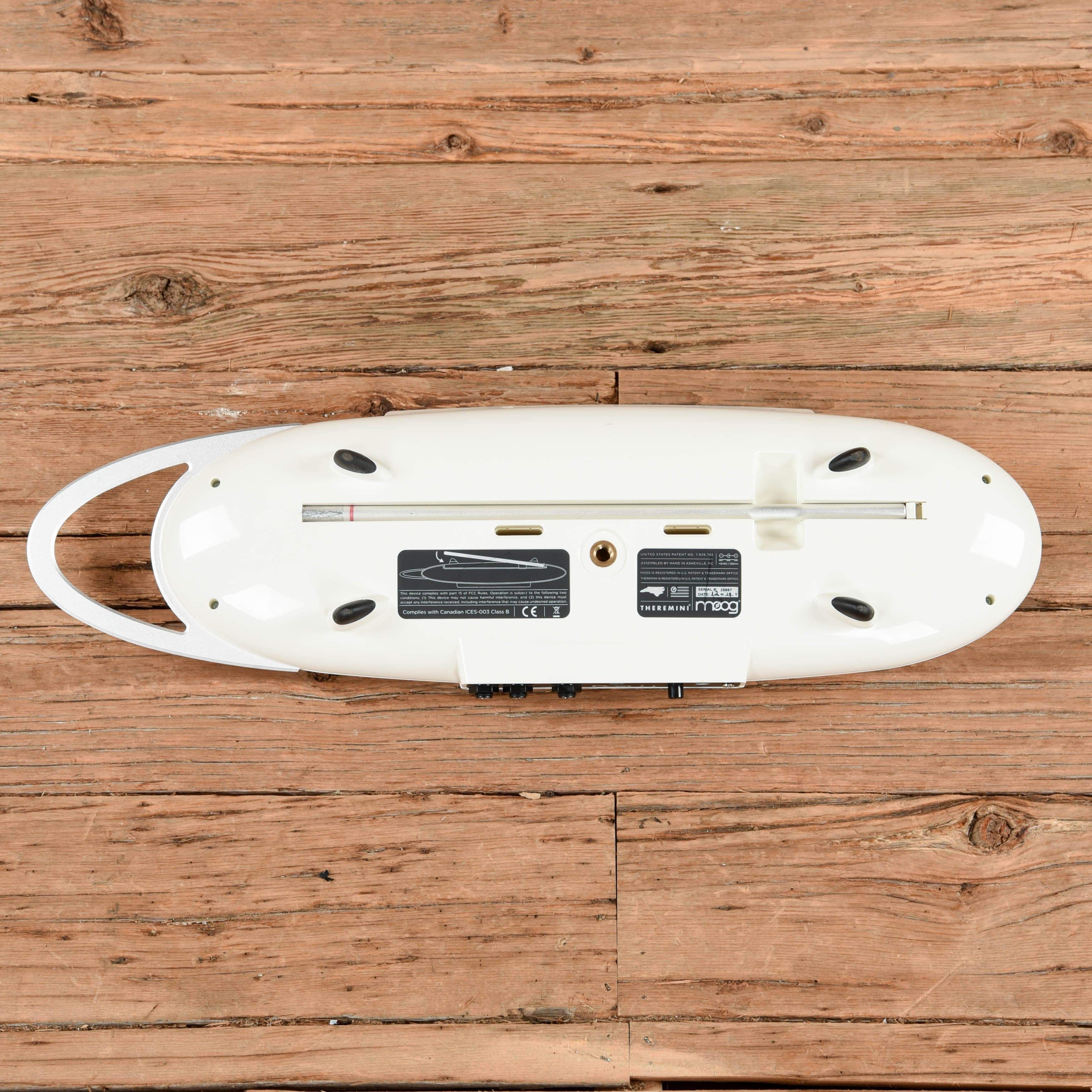 Moog Theremini Keyboards and Synths / Synths / Analog Synths