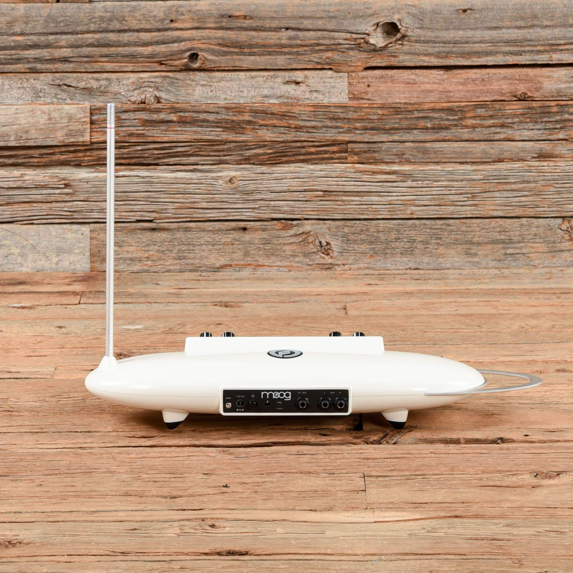 Moog Theremini Keyboards and Synths / Synths / Analog Synths