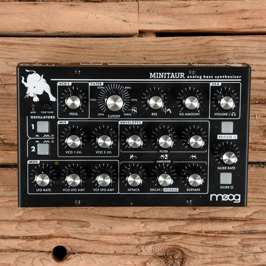 Moog Minitaur Analog Bass Synthesizer Keyboards and Synths / Synths / Digital Synths