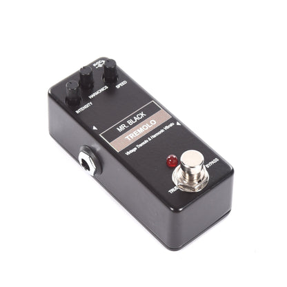 Mr. Black Mini Tremolo Effects and Pedals / Tremolo and Vibrato