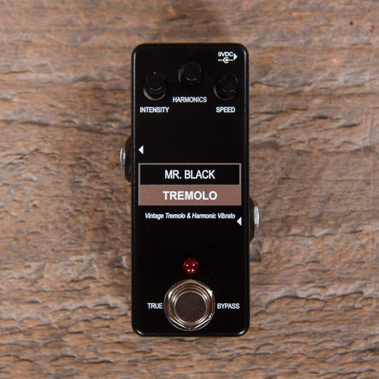 Mr. Black Mini Tremolo Effects and Pedals / Tremolo and Vibrato