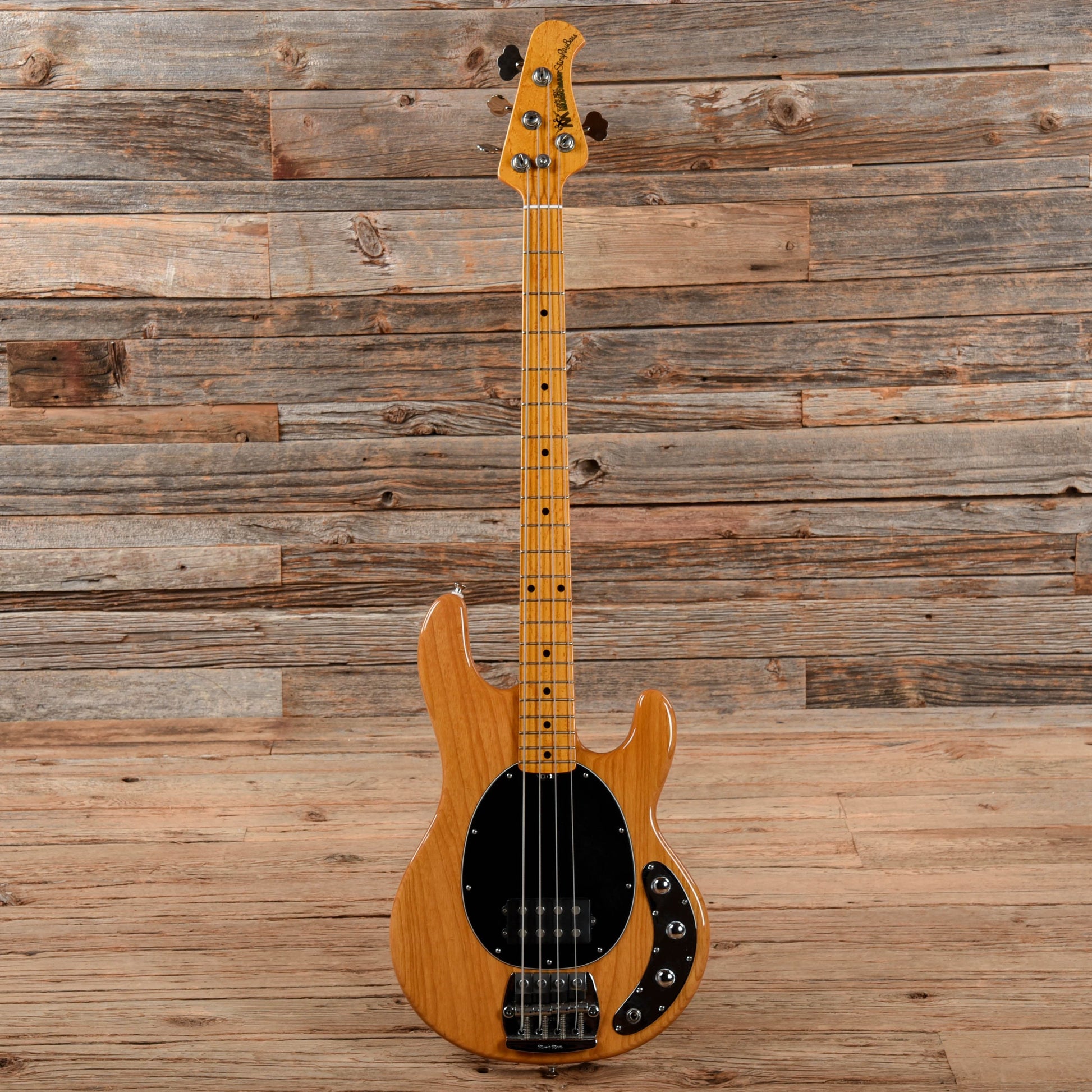 Music Man Classic StingRay 4 Natural 2010 Bass Guitars / 4-String