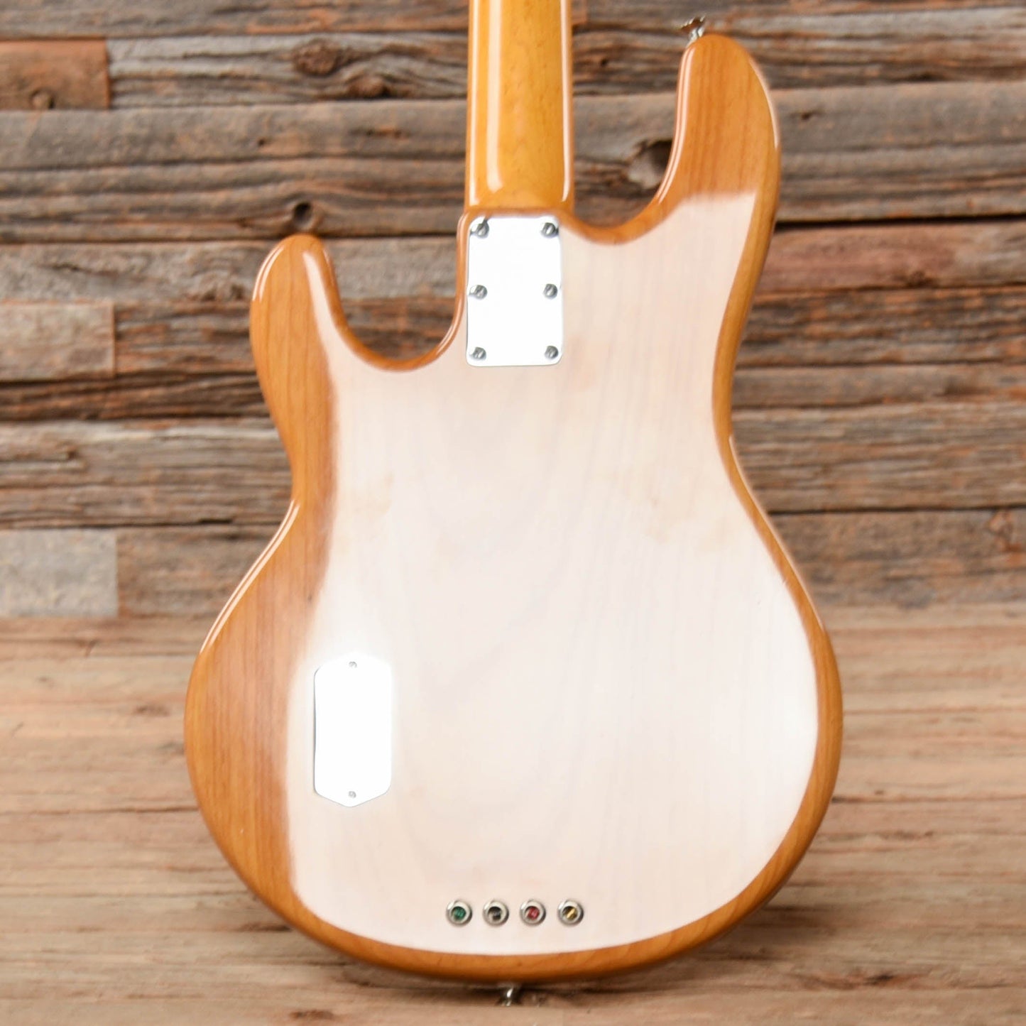 Music Man Classic StingRay 4 Natural 2010 Bass Guitars / 4-String