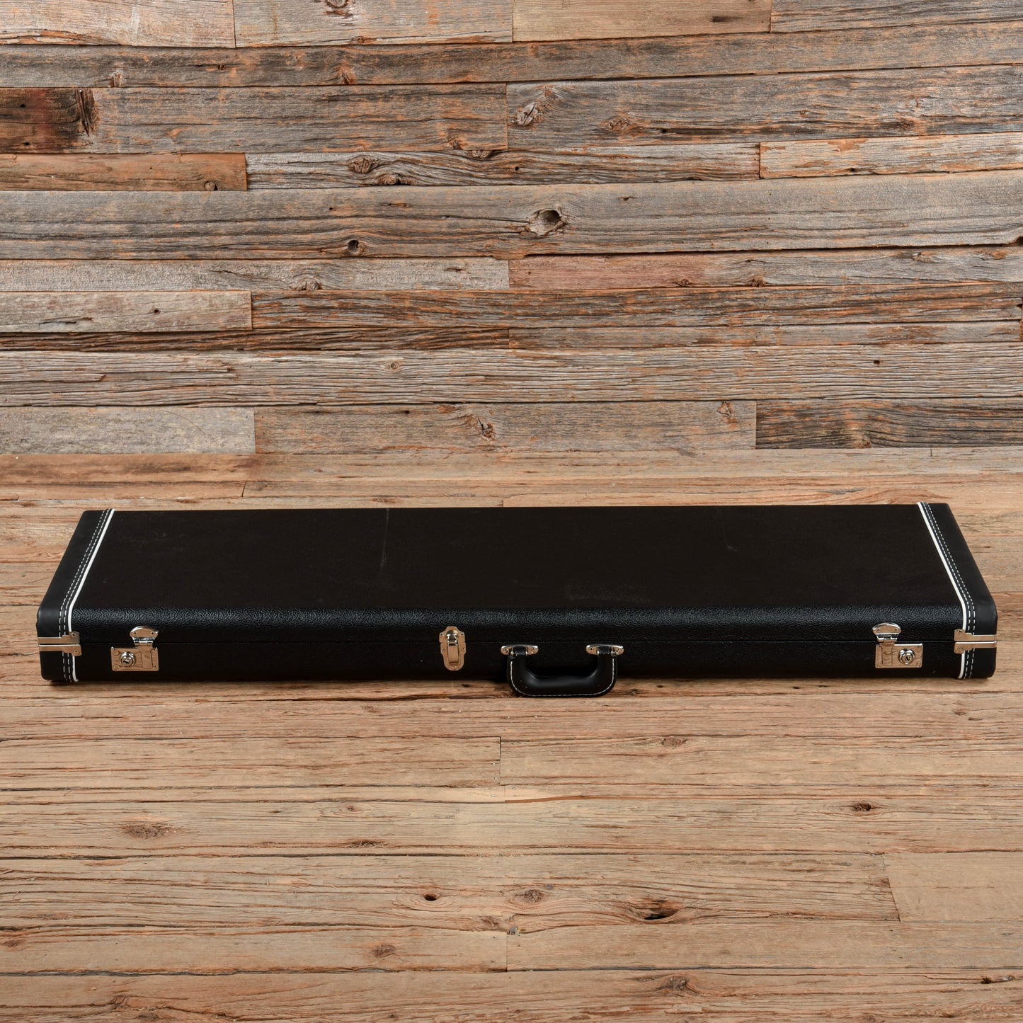 Music Man Cliff Williams Icon Series StingRay Back In Burst Bass Guitars / 4-String