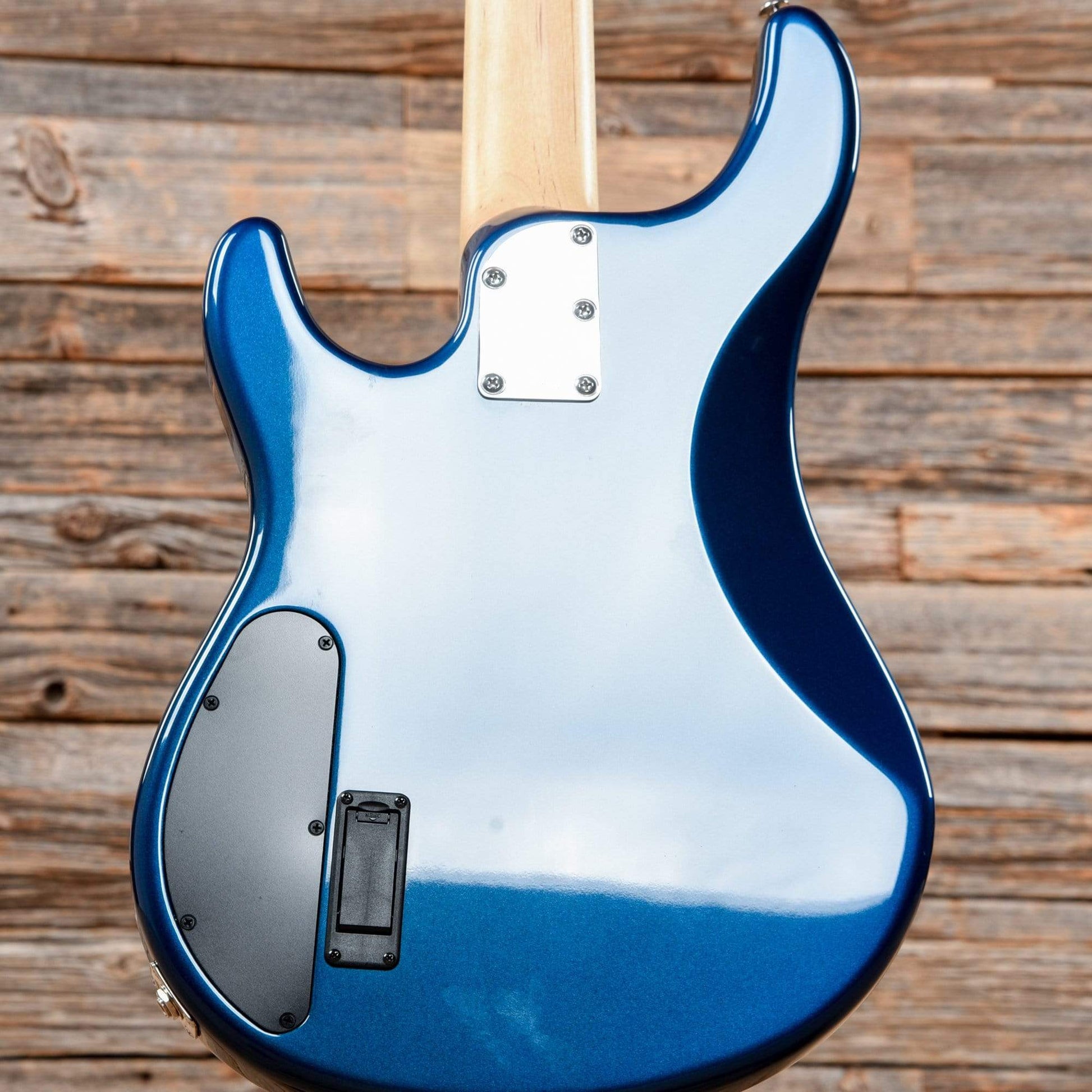 Music Man Sterling 4 H Blue Pearl 2005 Bass Guitars / 4-String
