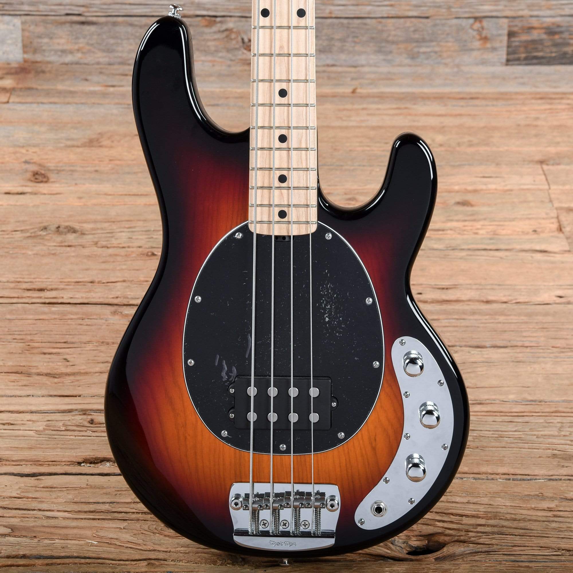 Music Man Sting Ray 2EQ Vintage Sunburst Bass Guitars / 4-String