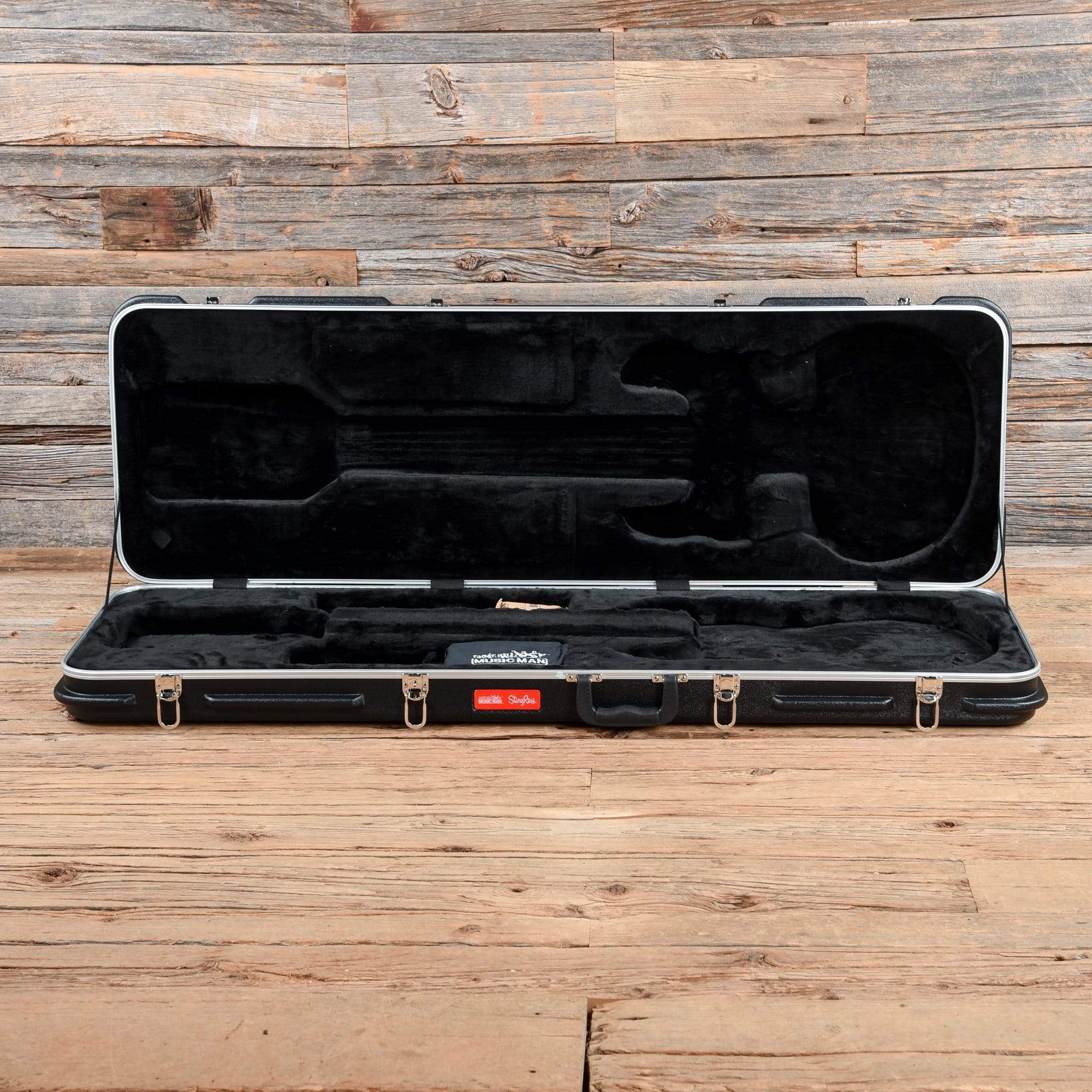 Music Man StingRay 4 Special H Jet Black w/Black Pickguard Bass Guitars / 4-String