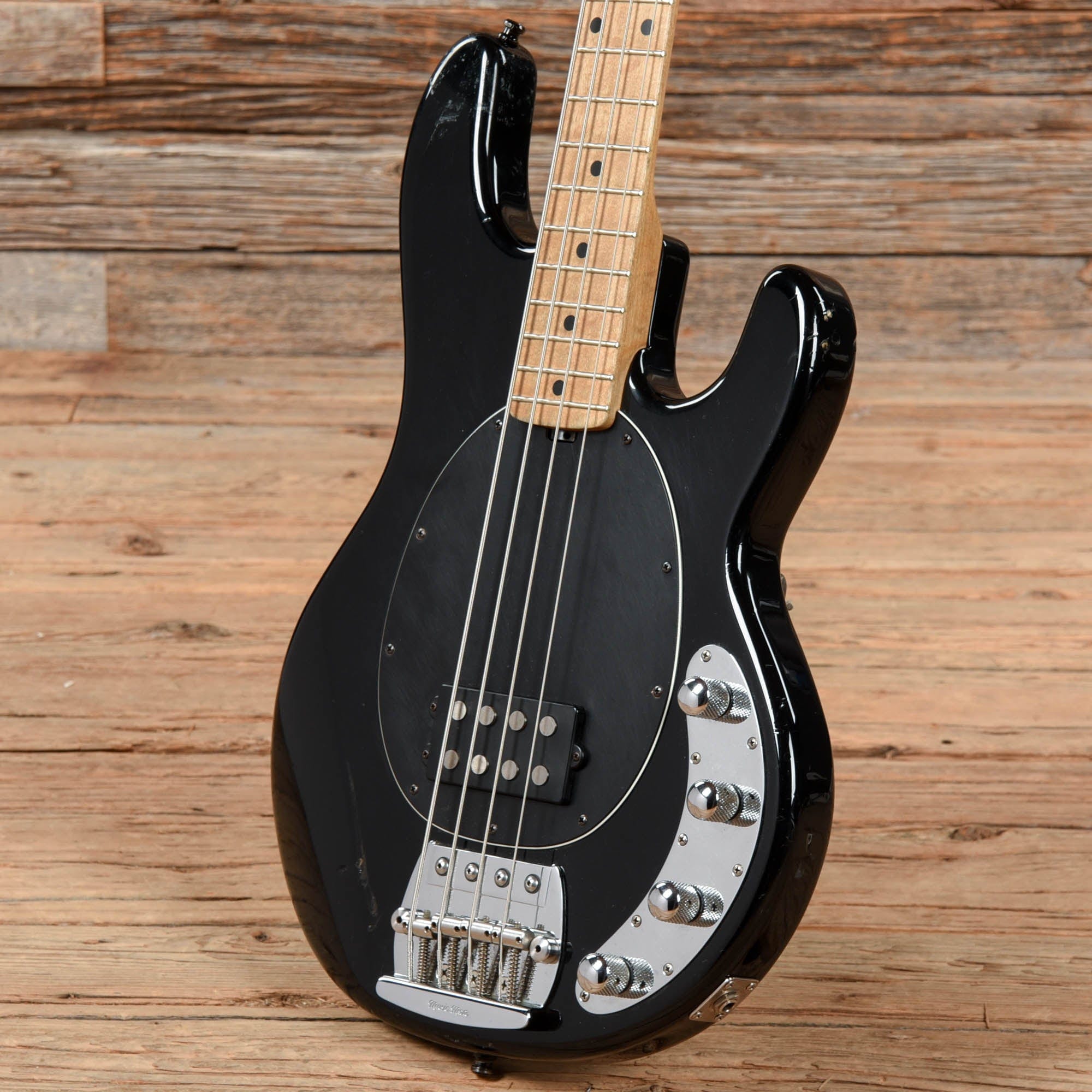 Music Man StingRay 4H Black 1995 Bass Guitars / 4-String