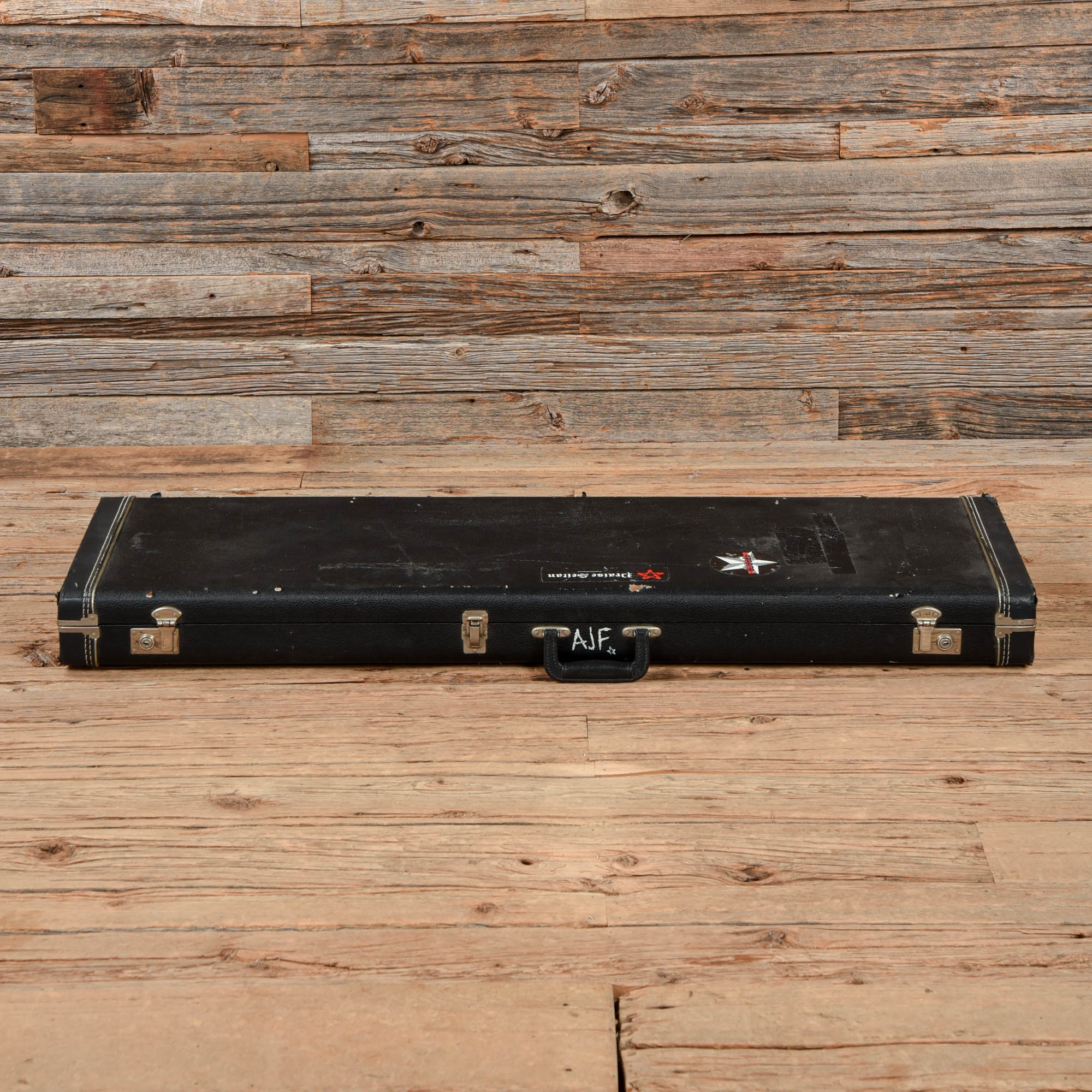 Music Man StingRay 4H Black 1995 Bass Guitars / 4-String