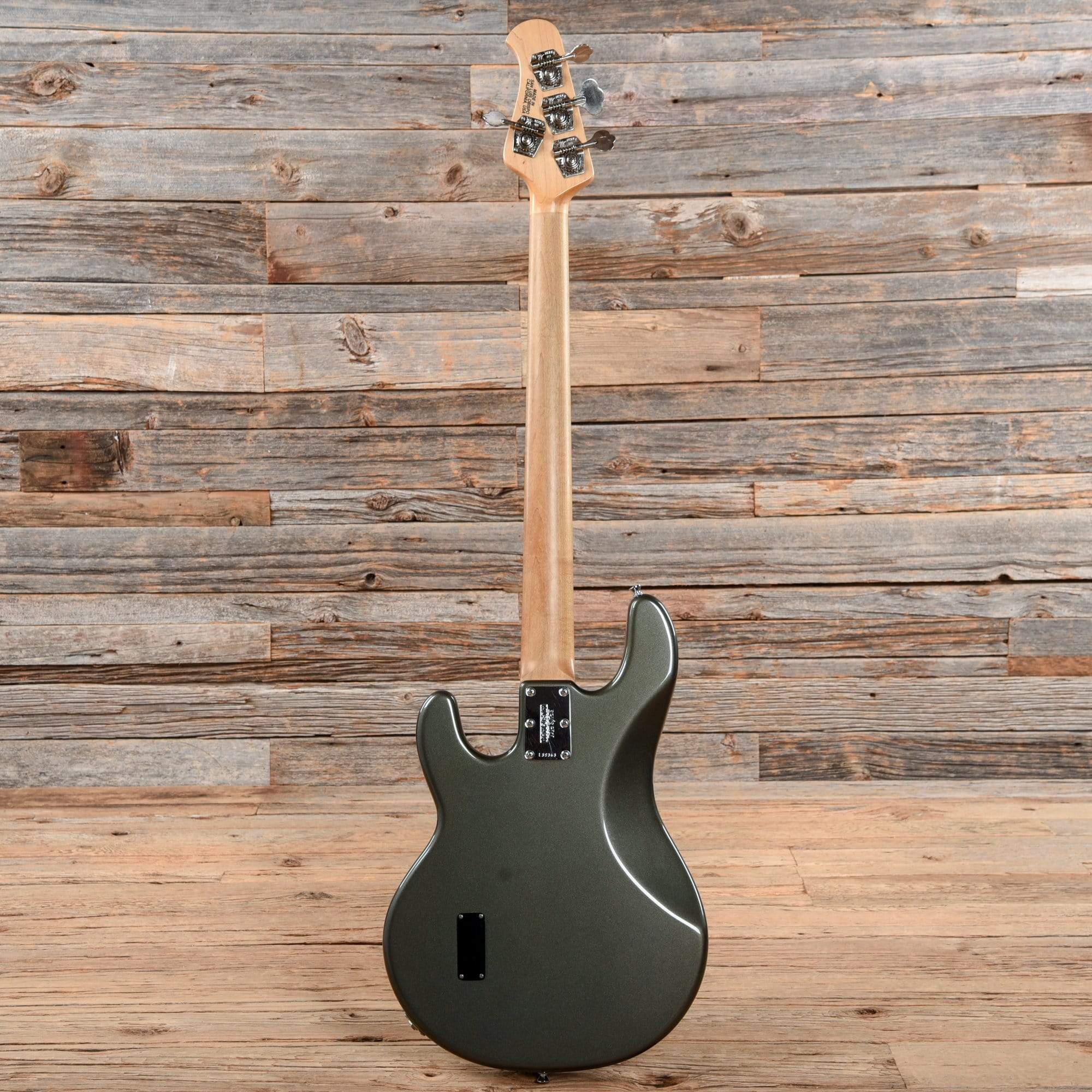 Music Man StingRay 4H Graphite Pearl 2004 Bass Guitars / 4-String